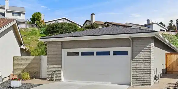 3327 Vivienda Circle