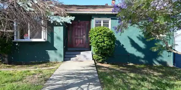 8809 Seneca Street