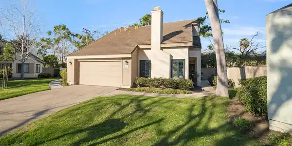 102 San Nicolas Circle
