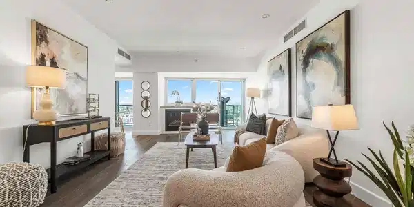13600 Marina Pointe Drive