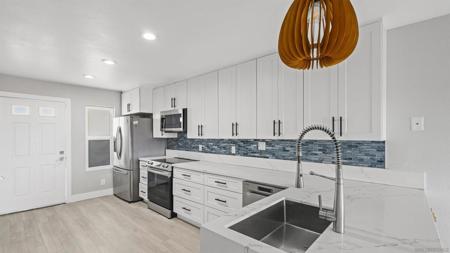 1111 Seacoast Dr.