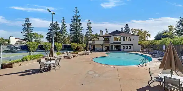 21117 21117 Gary Dr