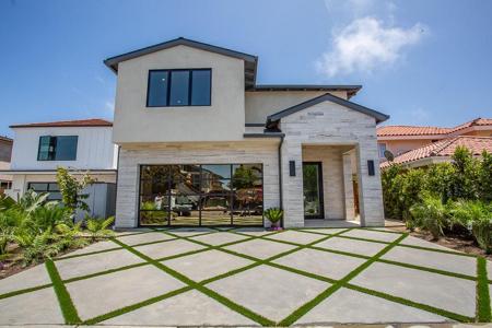 2120 Greencastle