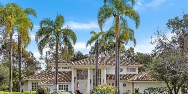6294 Calle Del Campanario
