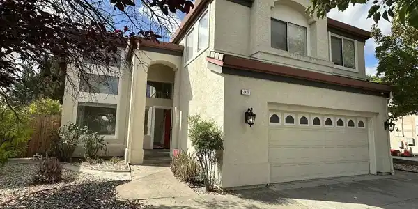 2426 Carpinteria Dr