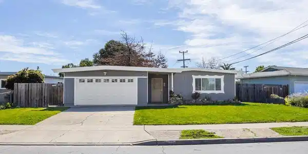 4422 Hardwood St