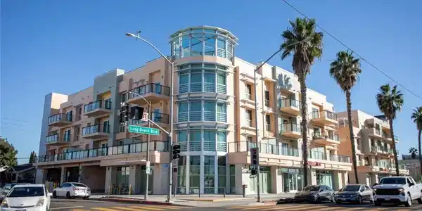 1598 Long Beach Boulevard