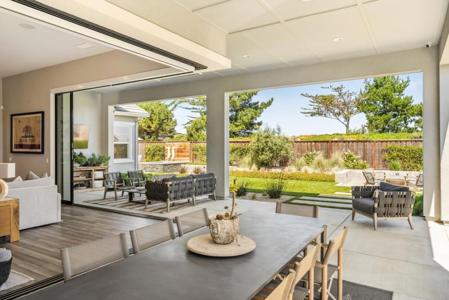 3007 Bluffs Drive