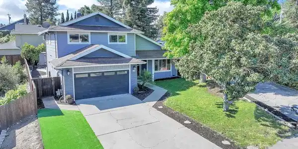 1154 Breckenridge Court