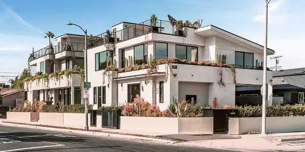 701 Vernon Avenue