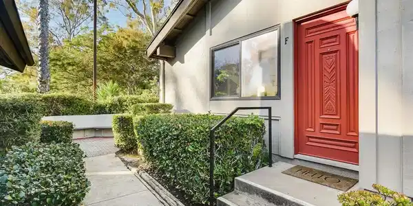 8370 Via Sonoma