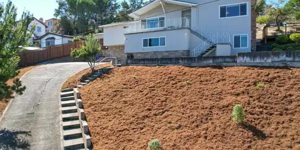 3123 Huntington Court
