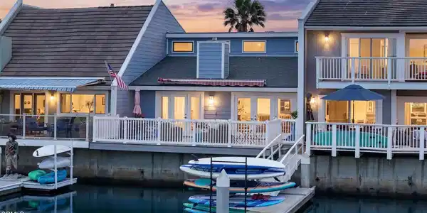 4514 Gateshead Bay