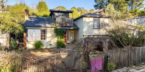 111 Fairlawn Dr