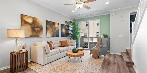 1307 Terracina Ln