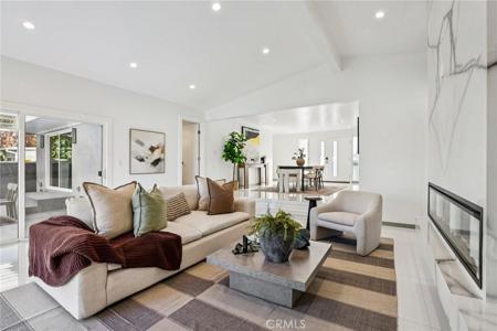 1713 W 247th Place