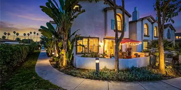 310 Sunset Way