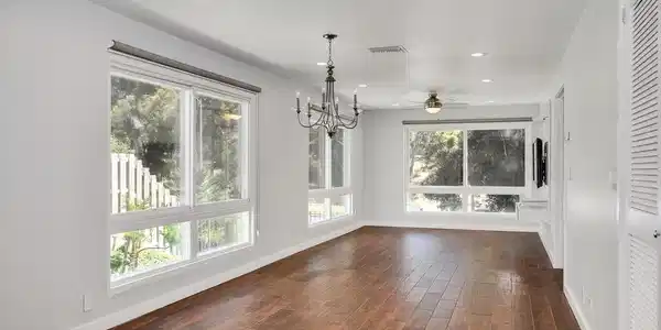 540 Hawthorn