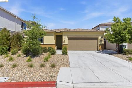 4050 Kenwood Circle
