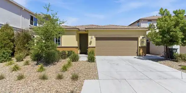 4050 Kenwood Circle