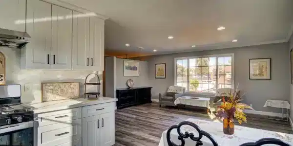 4403 Amador Rd