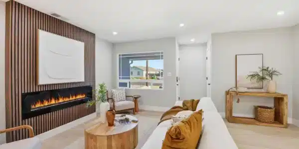 15881 Paseo Largavista