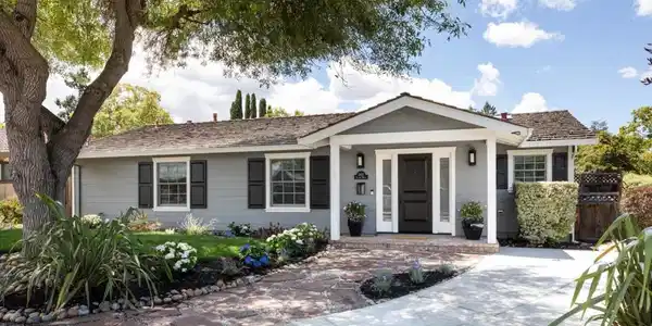 1102 Solana Drive