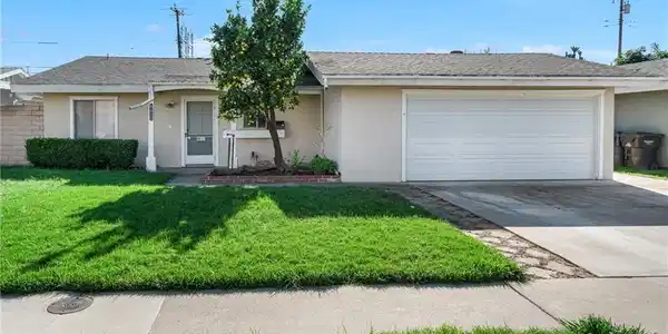 9452 Litchfield