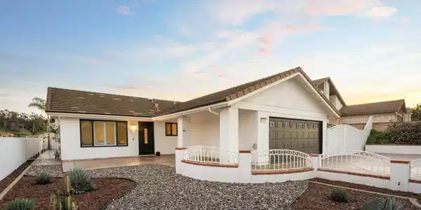 5965 Grewia St