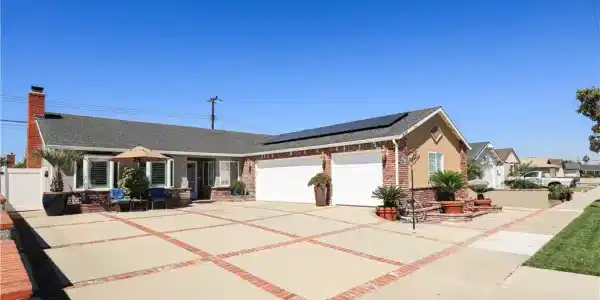 15751 Plymouth Lane