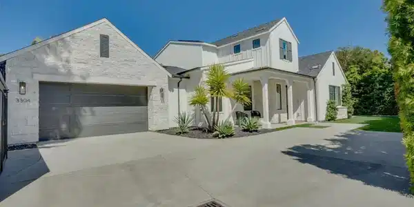 3304 James Drive