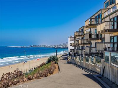 625 Esplanade