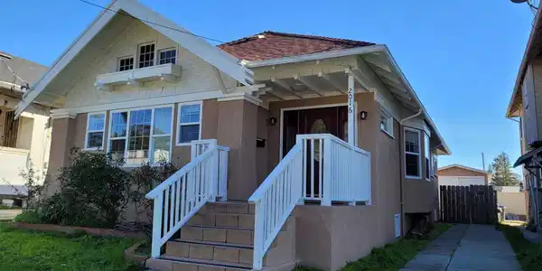 2016 38Th Ave