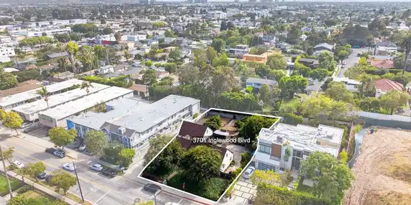 3701 Inglewood Boulevard