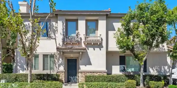 136 Woodcrest Lane