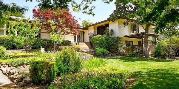 554 Golf Club Road
