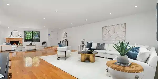 11687 Bellagio