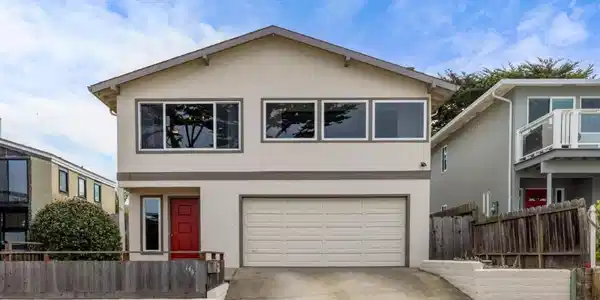 146 Seafoam Avenue