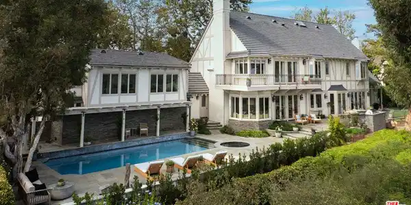 644 Amalfi Drive