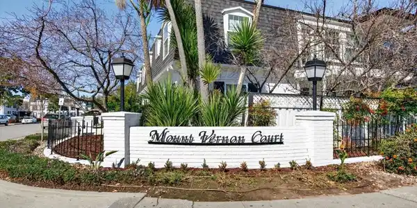 1910 Mount Vernon Court