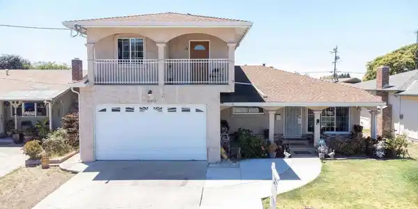 27093 Lemay Way