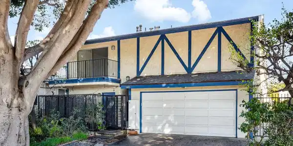 1447 Franklin Street