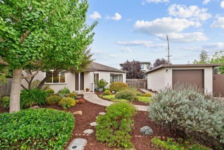 3136 Genevieve Court