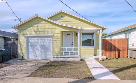 2515 Lowell