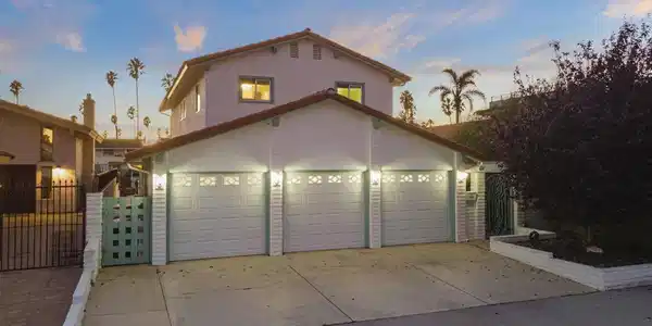2759 Seahorse Avenue