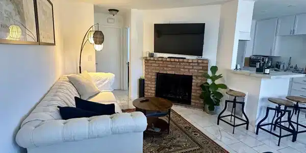 4185 Louisiana