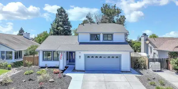 737 Huntington Way