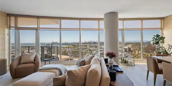 411 W Seaside