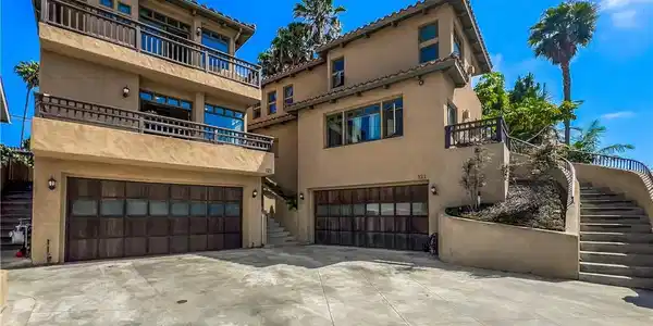 121 Loma Lane