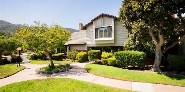 1360 Avenida De Cortez